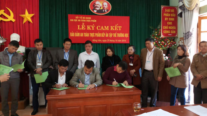 K&yacute; cam kết bảo đảm An to&agrave;n thực phẩm bếp ăn tập thể trường học năm 2018.