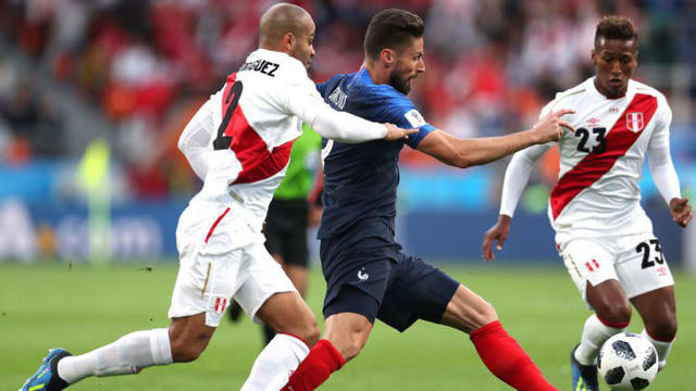 Giroud là sự thay đổi hợp lí của HLV Didier Deschamps. (Ảnh: Reuters)