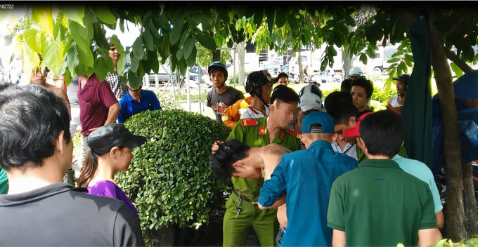 Một tên cướp bị tóm gọn.
