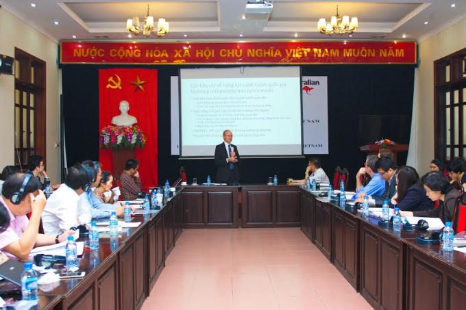 Hội thảo xây dựng và thực hiện chính sách cạnh tranh toàn diện thu hút đông đảo sự quan tâm của mọi người (Ảnh Thanh Huyền)