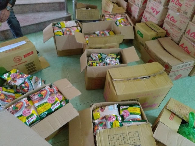 Tang vật bột ngọt, hạt dưa làm giả được thu giữ. Ảnh: Phương Nam - CAQN.