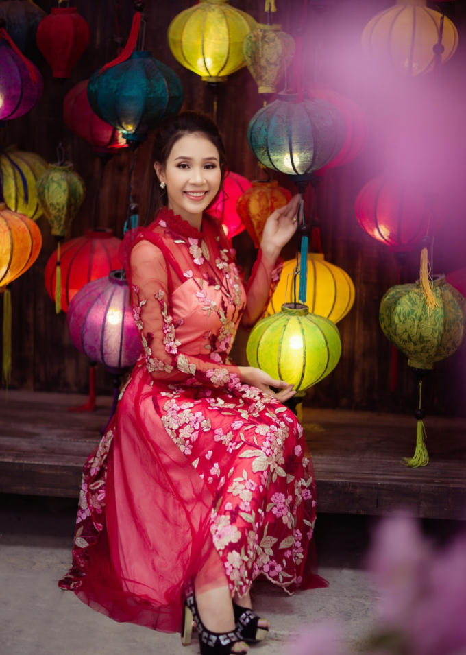 Thanh Lan Bolero giọng ca &ldquo;ngọt lịm&rdquo; đến từ Cố đ&ocirc; Huế