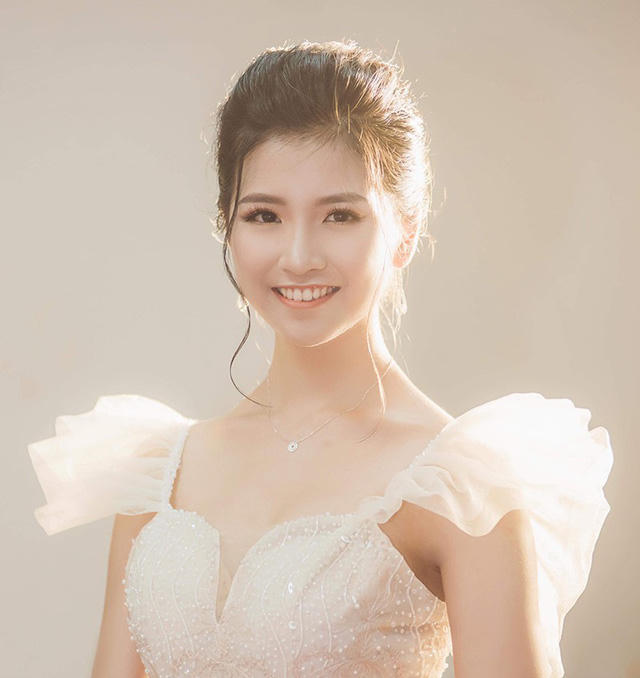 Ngoài bóng rổ, Kiều Anh còn thích hát, nhảy múa, xem phim, du lịch, xem phim, đọc tiểu thuyết. Cô có sở trường là ngoại ngữ và vẽ.