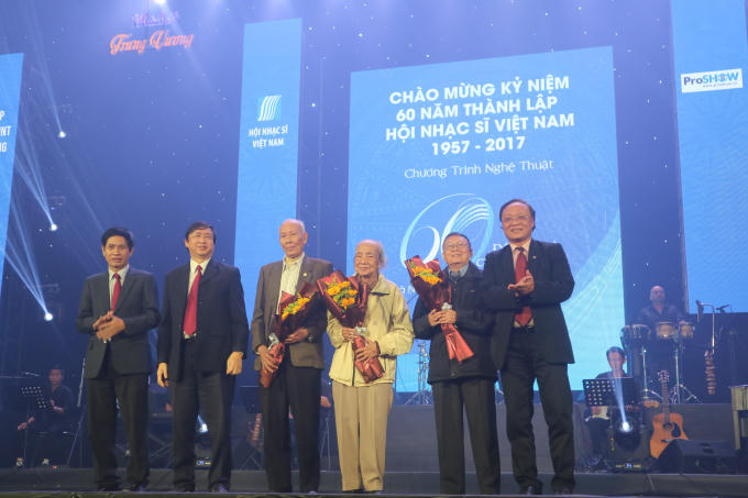 Chương trình nghệ thuật hướng đến 60 năm thành lập Hội Nhạc sĩ Việt Nam.