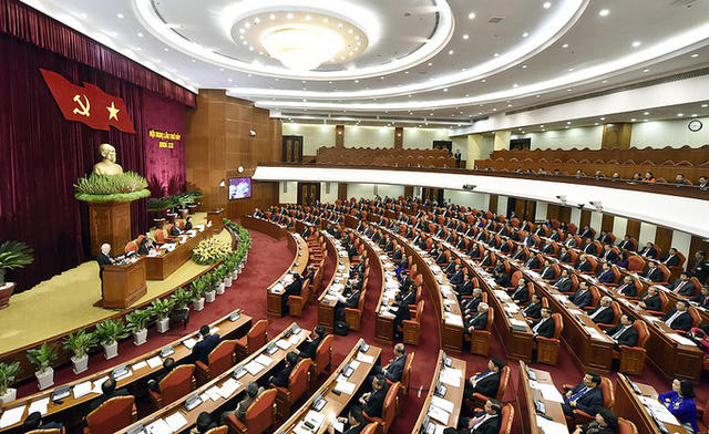 Hội nghị Trung ương 7 xem xét đồng bộ cả đề án cải cách chính sách tiền lương và chính sách bảo hiểm xã hội.
