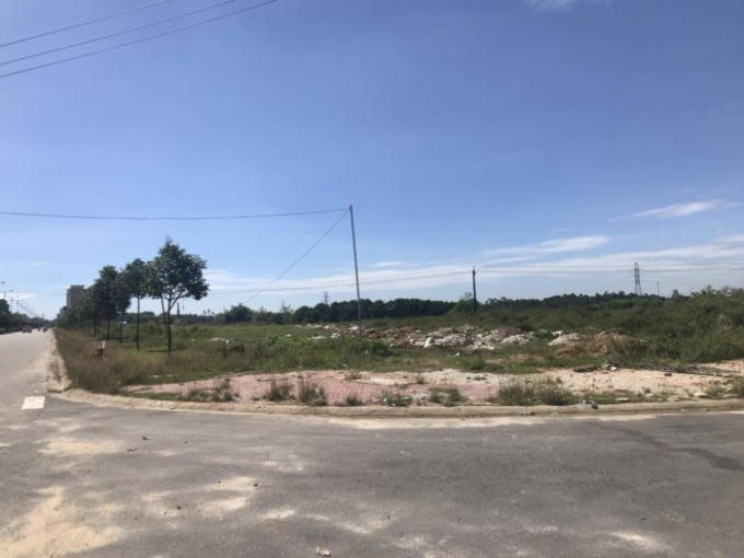 Lô đất được đưa ra đấu giá thuộc dự án Hạ tầng kỹ thuật khu dân cư trục đường Bàu Giang - Cầu Mới. Ảnh: T.H