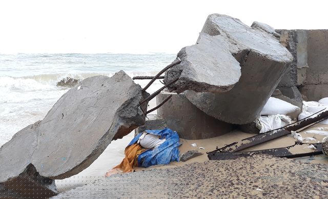 Người dân cho biết do bão số 5 vào trực tiếp Bình Định nên thiệt hại nặng nề.