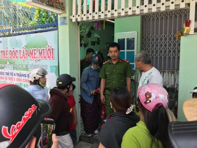 Công an tới kiểm tra nhóm trẻ xuất hiện clip bạo hành.