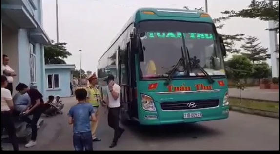 Nhà xe Tuấn Thư bị lực lượng CSGT kiểm tra xử lý