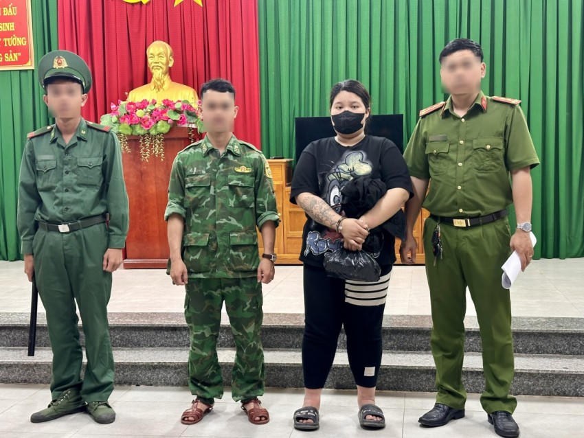 Bùi Thị Chúc Quỳnh đang có quyết định truy nã về tội tàng trữ trái phép chất ma túy.