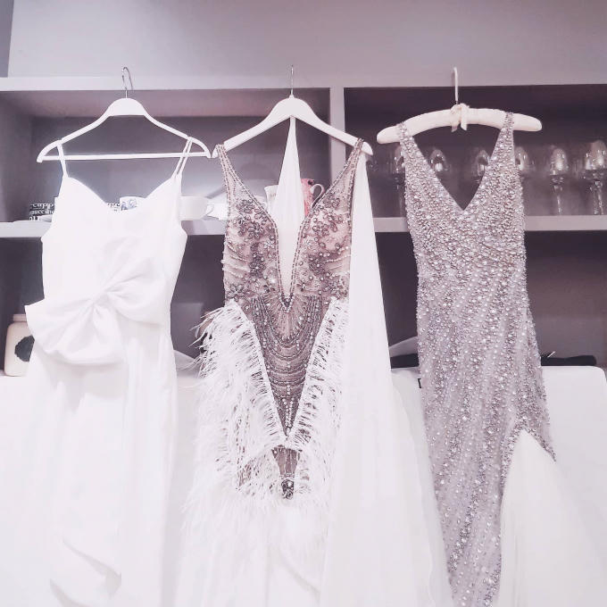 Váy cưới David Wong đặc biệt với 10.000 viên pha lê dành cho Lan Khuê