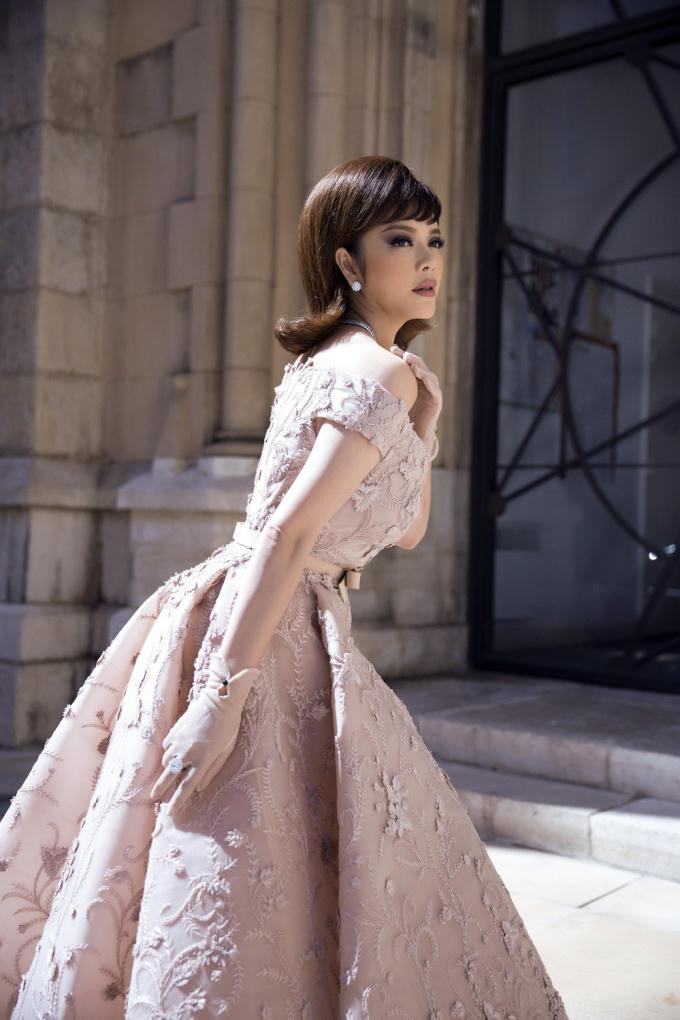 Lý Nhã Kỳ hiểu rằng Cannes là cơ hội để hình ảnh đất nước VN được tỏa sáng.