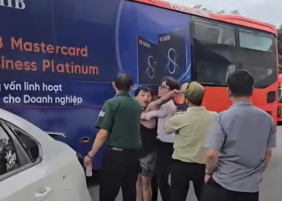 Hiện trường vụ tai nạn gioa thông