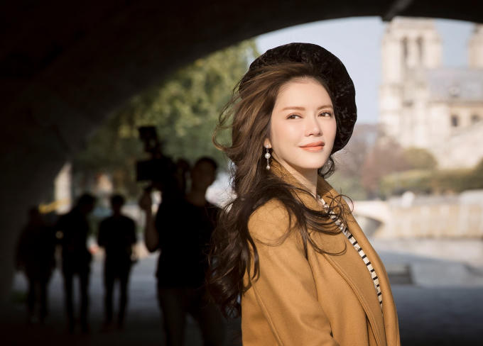 Quay ngược về quá khứ khi chiếc áo thun thủy thủ bắt đầu công cuộc len lỏi vào làng thời trang thì hình ảnh chiếc áo thun kẻ sọc trở thành một “đặc sản” mang đậm tinh thần Pháp.