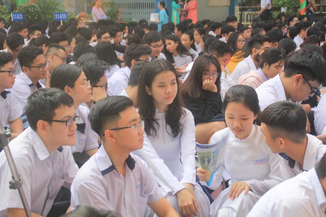 Học sinh Trường THPT Nguyễn Du, TPHCM (Ảnh minh họa)