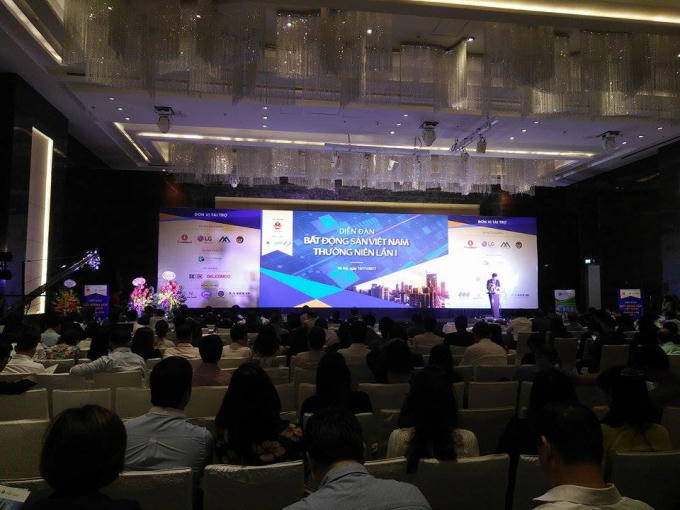 Khai mạc diễn đàn bất động sản Việt Nam thường niên lần thứ nhất thu hút đông đảo người tham gia