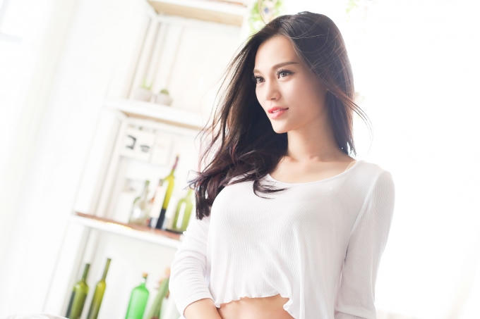 Người đẹp nude bên ngựa Cao Thùy Linh bất ngờ chuyển hướng làm ca sĩ