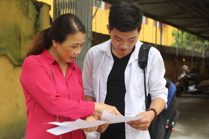 Theo cô Thục, đề thì sát chương trình học, đúng cấu trúc của bộ.