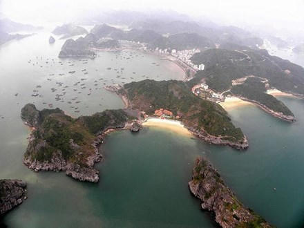 Du lịch biển đảo Việt Nam &ndash; nh&igrave;n tho&aacute;ng để vươn xa