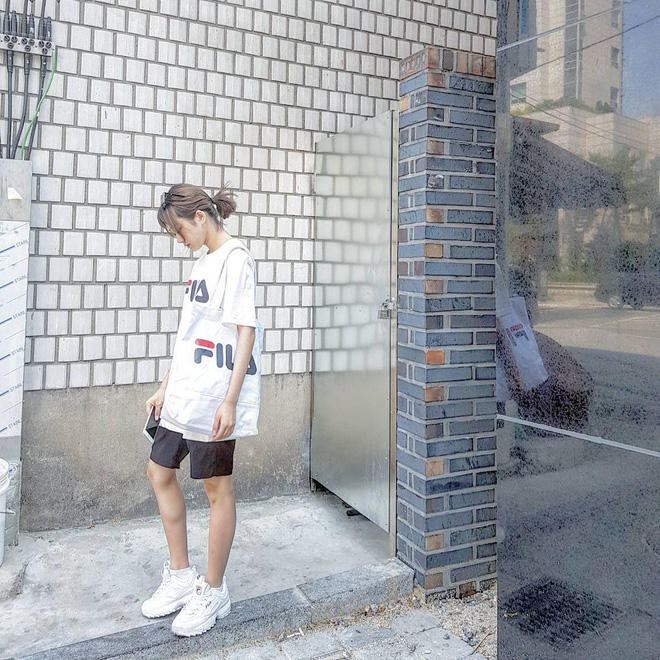 Instagram: @ __xxk.