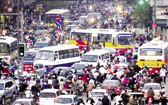 Công bố đường dây nóng đảm bảo ATGT trong dịp nghỉ Lễ 30/4 - 1/5