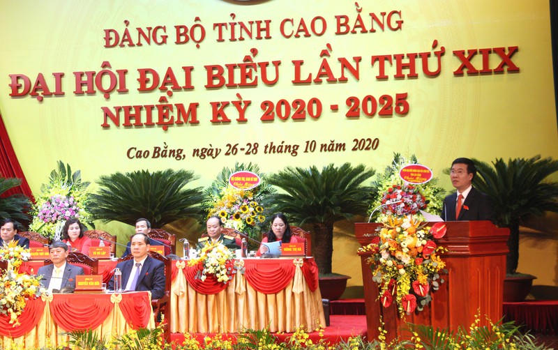 Đồng chí Võ Văn Thưởng, Ủy viên Bộ Chính trị, Bí thư Trung ương Đảng, Trưởng Ban Tuyên giáo Trung ương phát biểu chỉ đạo Đại hội.