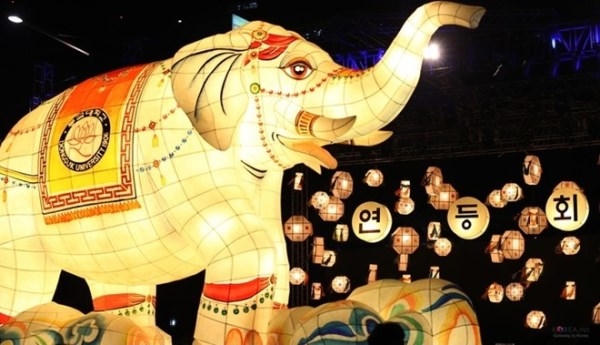H&igrave;nh ảnh lễ Phật đản tr&ecirc;n khắp thế giới