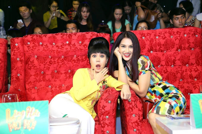 Trấn Th&agrave;nh, Việt Hương mất hồn v&igrave;