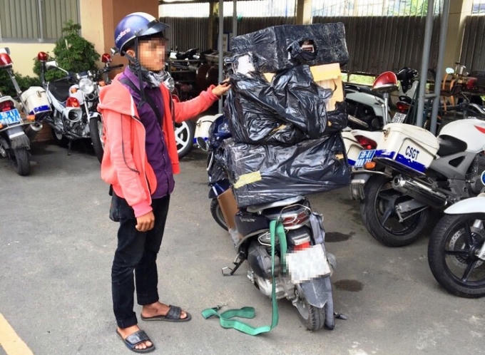 144 cây thuốc lá lậu bị bắt giữ.