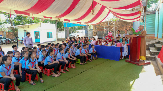 Phát biểu tại lễ bàn giao.