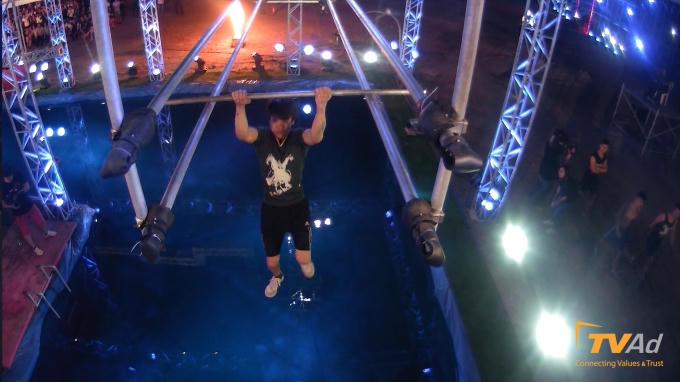 Nguyễn Huy Hạnh - anh công nhân đến từ Hà Nội dễ dàng vượt qua các thử thách.