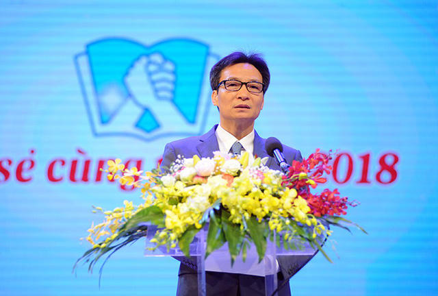 Phó Thủ tướng tuyên dương 48 giáo viên tiêu biểu dạy trẻ khuyết tật