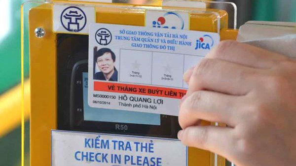 Vé điện tử hiện đã được triển khai trên tuyến xe buýt BRT 01 Yên Nghĩa - Kim Mã.