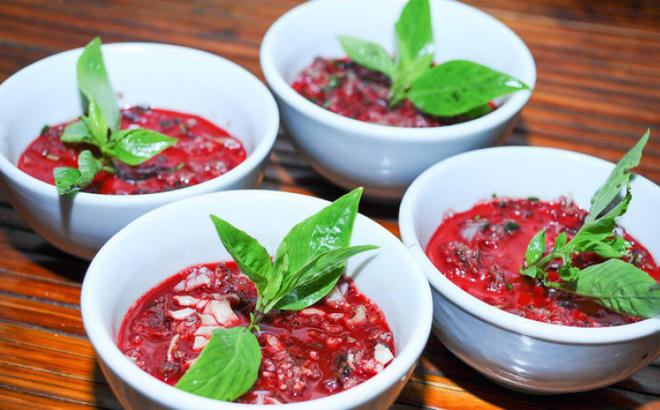 Tiết canh dê, tiết canh lợn là món "khoái khẩu" của người Việt - Ảnh Internet