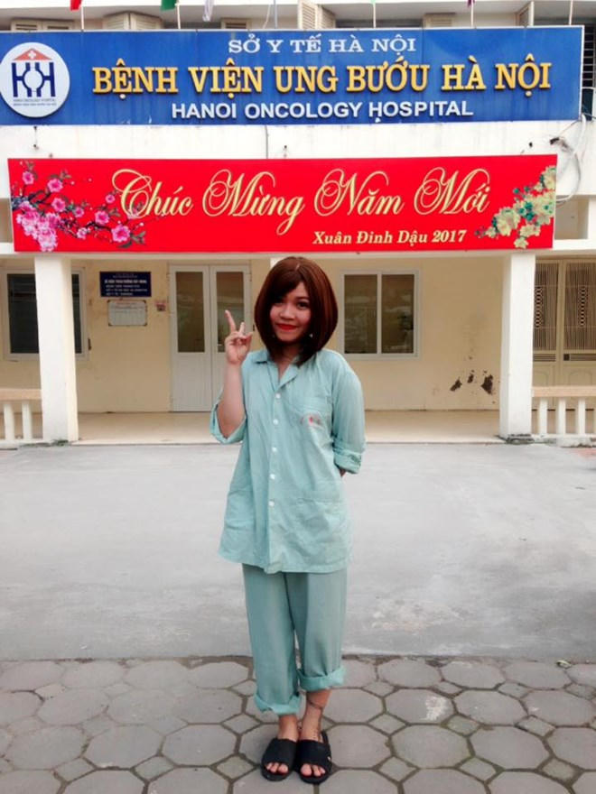 Hằng được các bác sĩ đặt biệt danh là “Hoa hậu bệnh viện”.