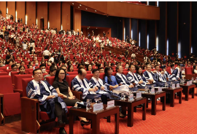 8F4A731E-5756-456E-8E31-9403F437A535.