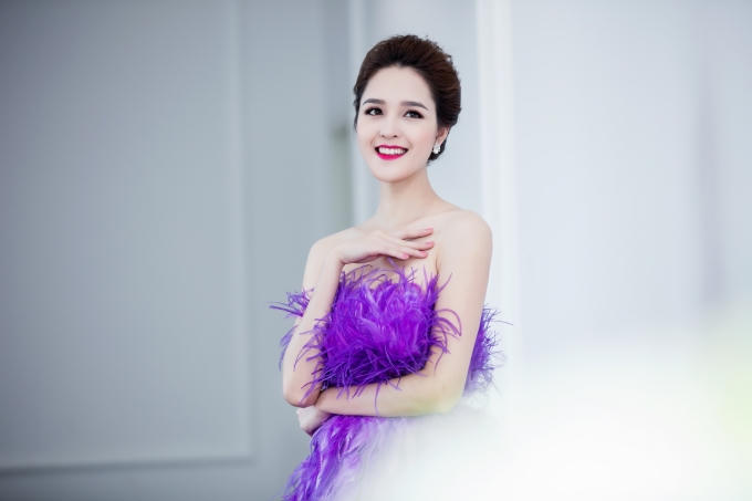 Chia sẻ về lý do im ắng trong nửa năm qua, Hoàng Anh nói, cô tập trung hoàn thành năm cuối tại Đại học Văn hoá Hà Nội. Hiện tại, cô đang trong quá trình thực tập và sắp tốt nghiệp.