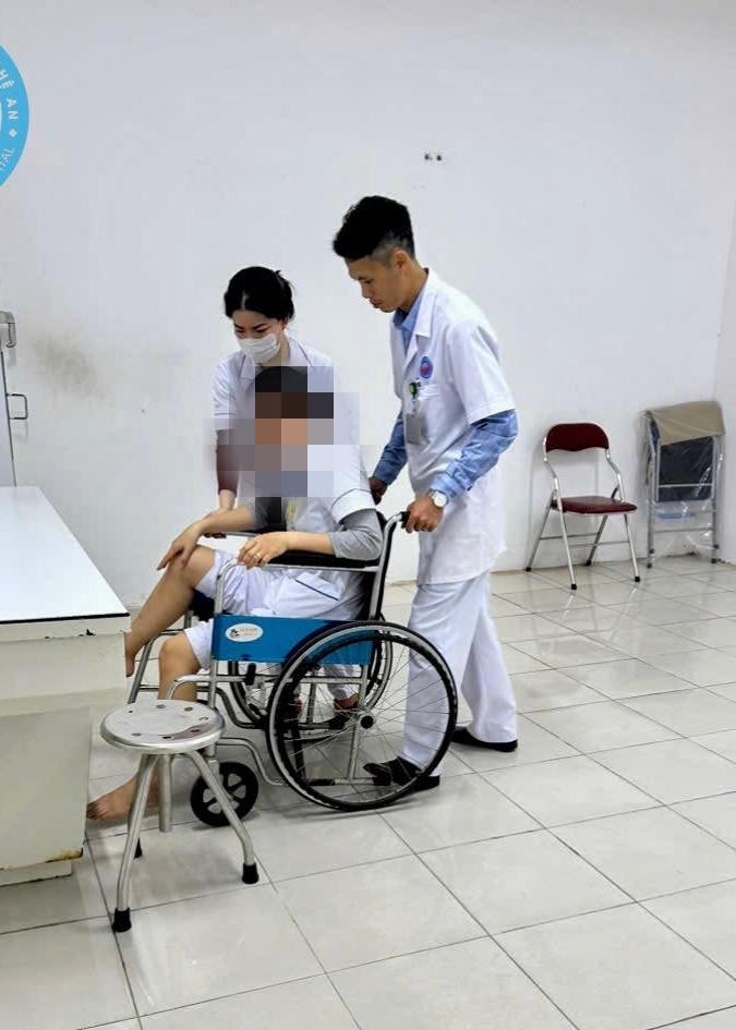 Sự chăm sóc thầm lặng của Y, Bác sỹ BV Tâm thần Nghệ An.