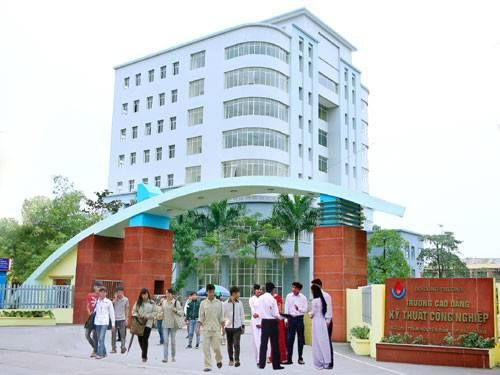 Trường Cao đẳng kỹ thuật Công nghiệp Bắc Giang.