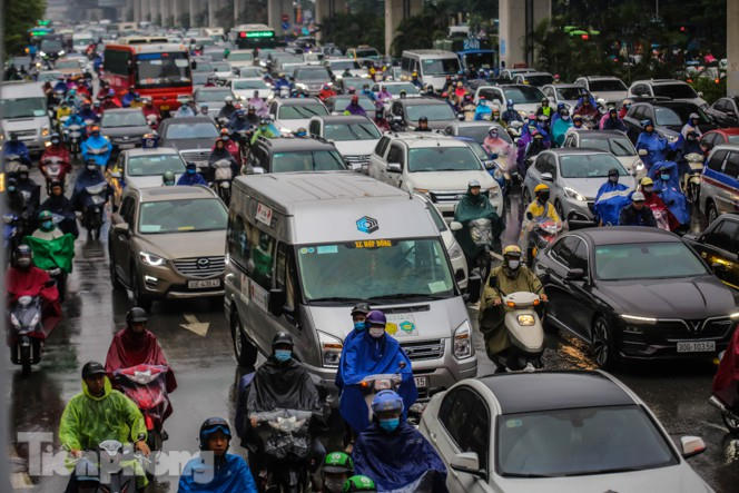 tac_duong_anh_6__eyjm