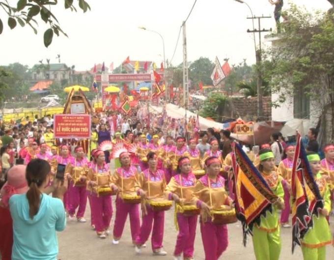 Nghi thức rước bánh trôi là đặc trưng được lưu trữ qua hàng nghìn năm tại xã Hát Môn