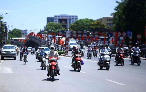 Hà Nội xuất hiện nắng nóng, nhiệt độ phổ biến từ 34-36 độ. Ảnh: minh họa/ Nguồn: Minh Quyết - TTXVN