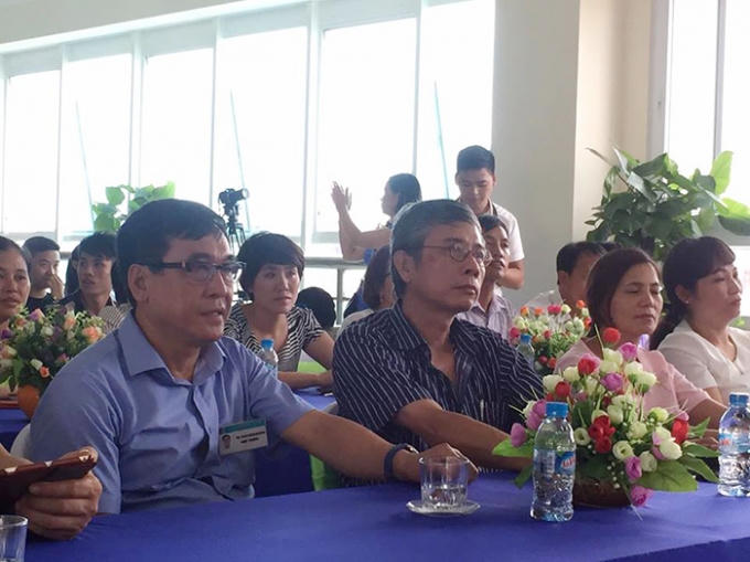 Buổi Lễ có sự hiện diện của Tiến sĩ Trần Bảo Khánh – Hiệu trưởng trường CĐ Truyền hình, trưởng ban Tổ chức cuộc thi; Đạo diễn Phạm Đông Hồng – Chủ tịch Hội đồng quản trị công ty cổ phần Nghe nhìn Thăng Long, Trưởng Ban Giám khảo chấm thể loại Phim ngắn. Ảnh: Ma Loan.