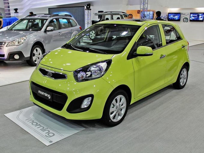 Kia Morning giảm nhẹ, tiếp tục cạnh tranh ở phân khúc xe giá rẻ