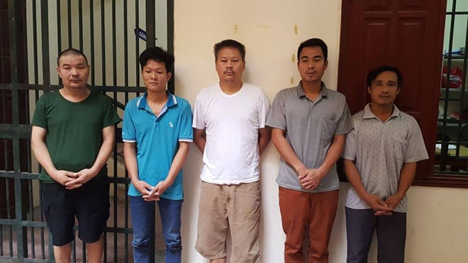 5 đối tượng bị bắt giữ. (Ảnh: báo Công an nhân dân)
