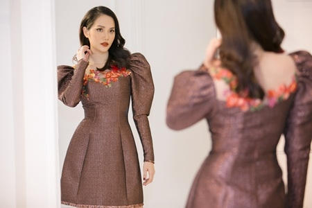 Ngọc Duy&ecirc;n, Diệu Linh v&agrave; H&agrave; Thu được NTK L&ecirc; Thanh H&ograve;a chọn đồ dự fashion show