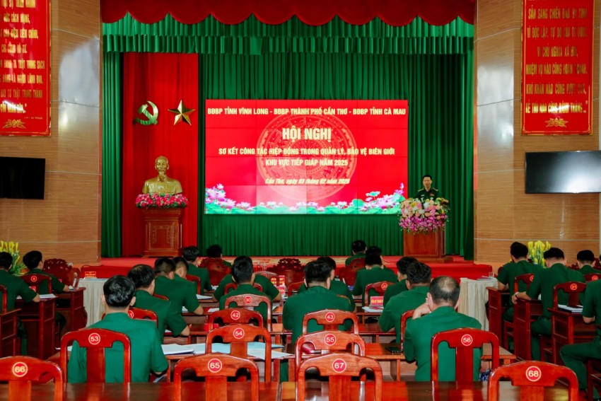 Quang cảnh hội nghị