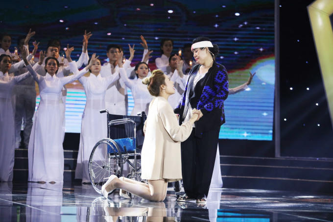 “Đôi chân thiên thần” giúp Lương Bằng Quang chiến thắng tập 2 Sao Nối Ngôi