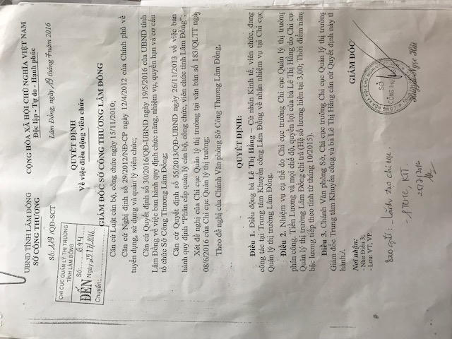 Quyết định điều chuyển viên chức đối với bà Lê Thị Hằng.