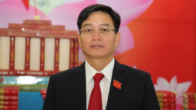 nguyen-dinh-trung-1605163283-width1004height565-auto-crop